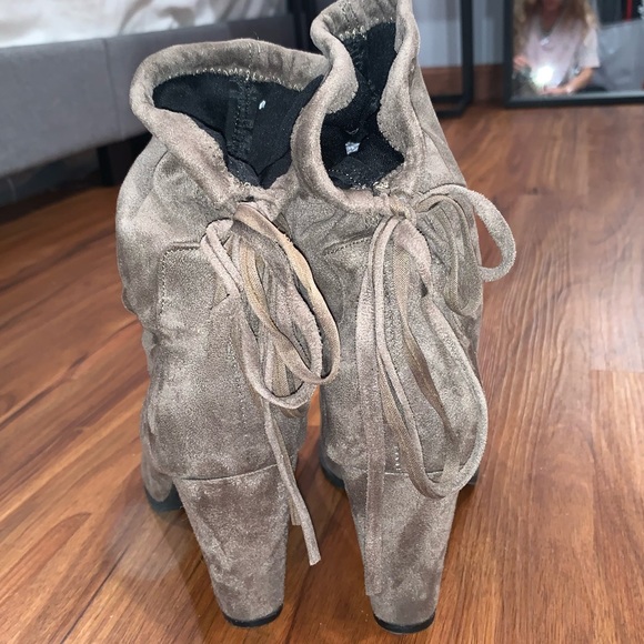 Booties - Picture 3 of 6